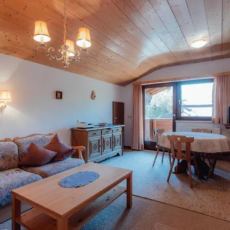 Haus Annelies 1 By Monicare Apartman